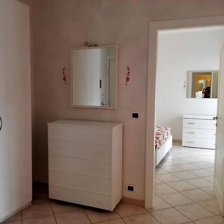 Ampio Giardino Vista Mare Apartment
