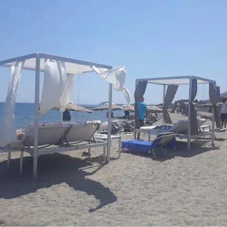 Ampio Giardino Vista Mare
