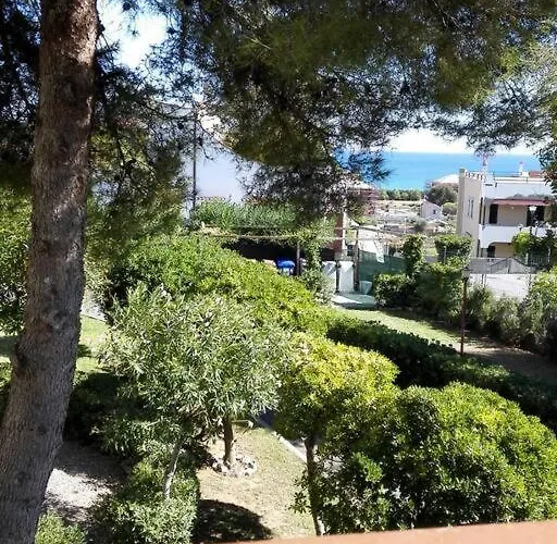Ampio Giardino Vista Mare דירה *