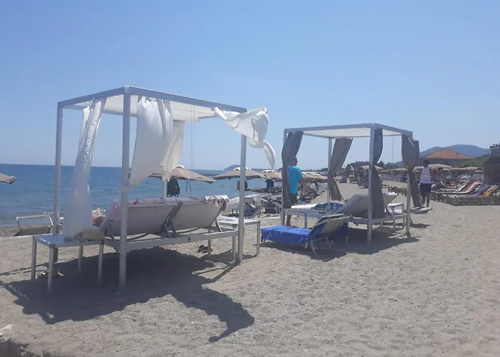 아파트 Ampio Giardino Vista Mare *